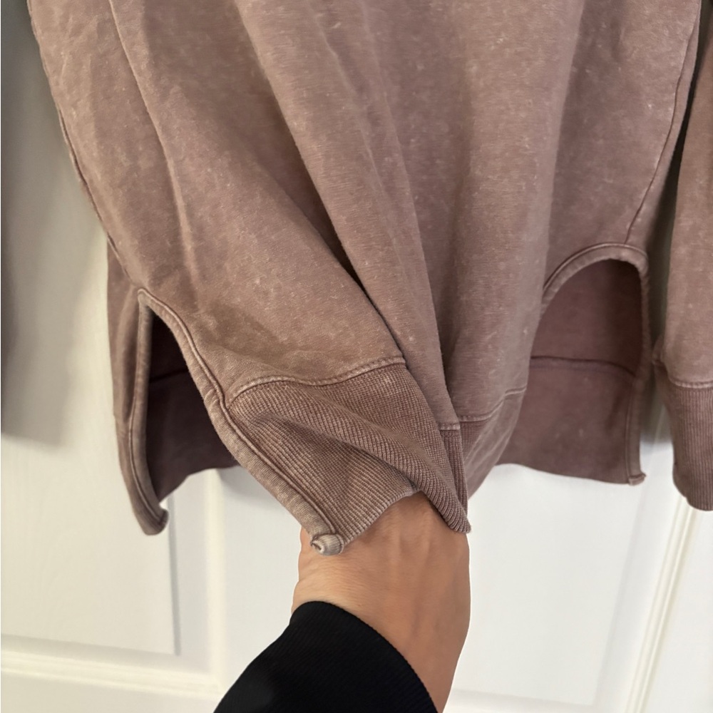 Daily Ritual Taupe Long Sleeve Top - Picture 2 of 4